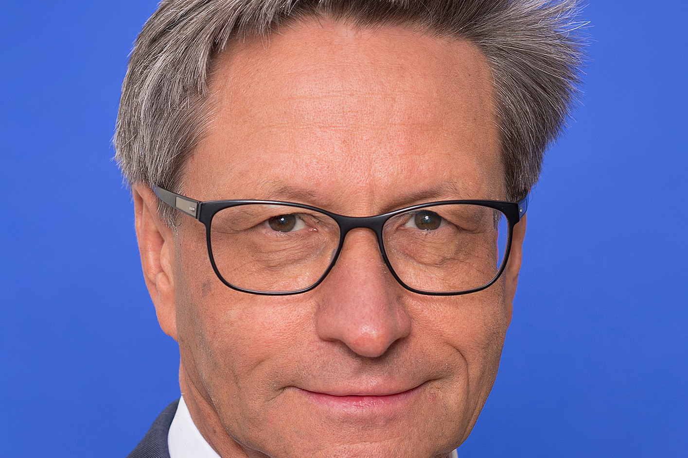(c) Schretter